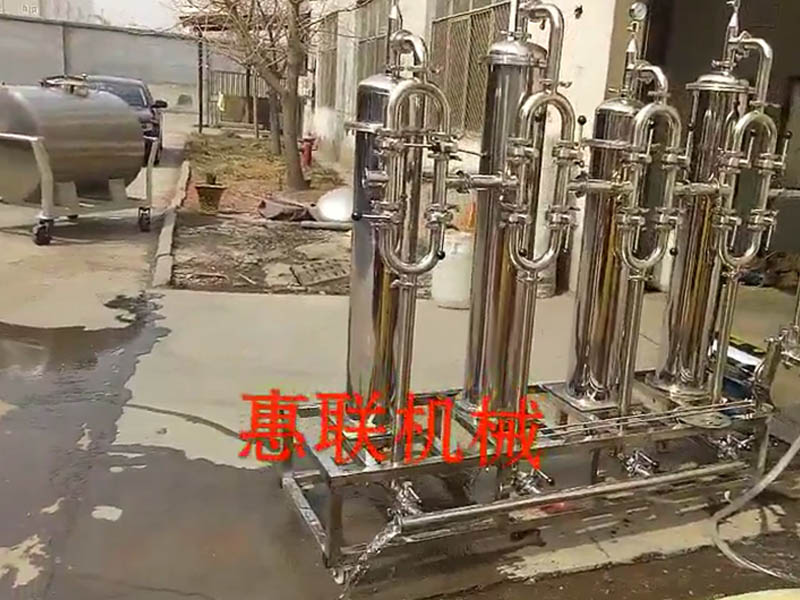 5噸四效綜合酒水過濾機試機準(zhǔn)備發(fā)貨